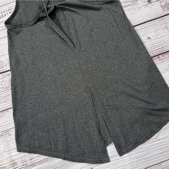 Lululemon Tank Top Like New - Picture 5 of 6